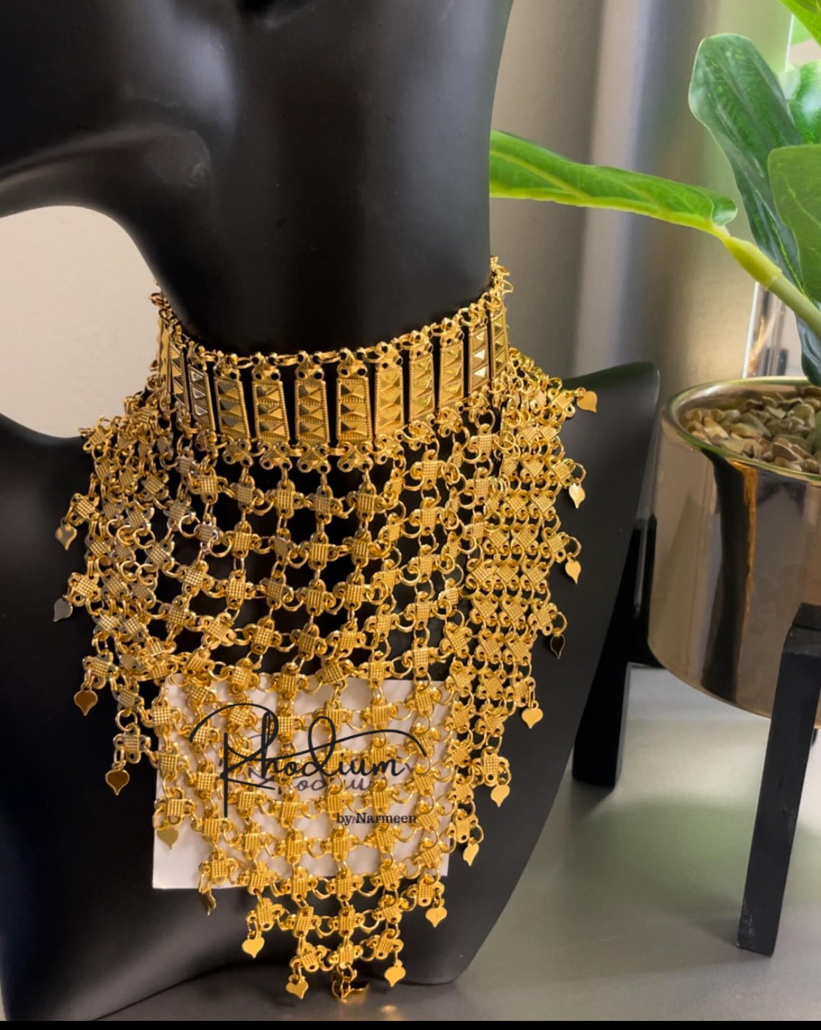 Zuhaa bridal choker