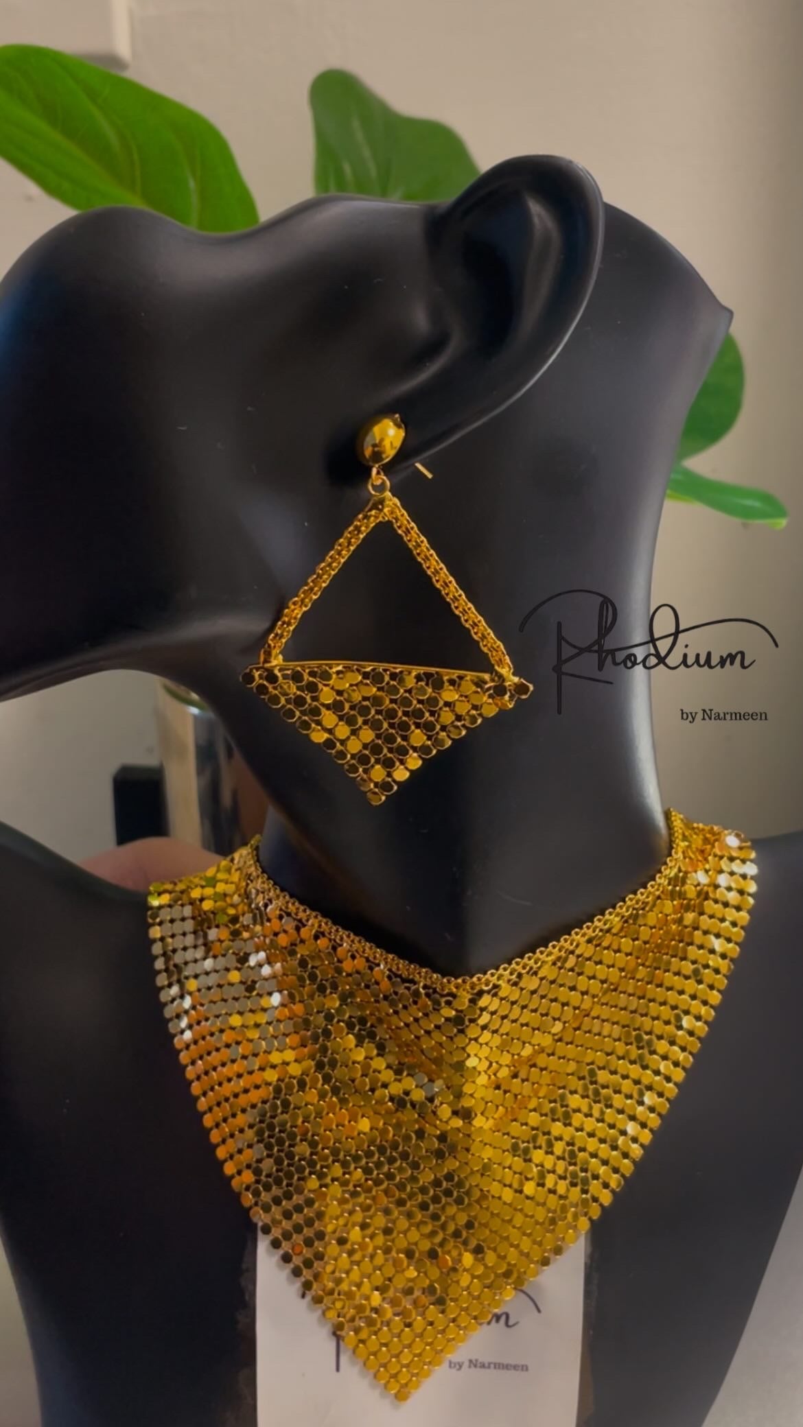 The Bling necklace earring set