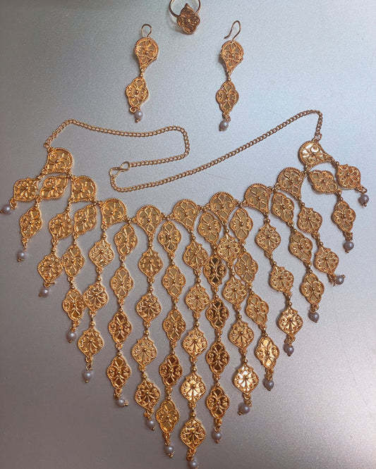 Al Shiekha set (necklace, earrings, and ring)